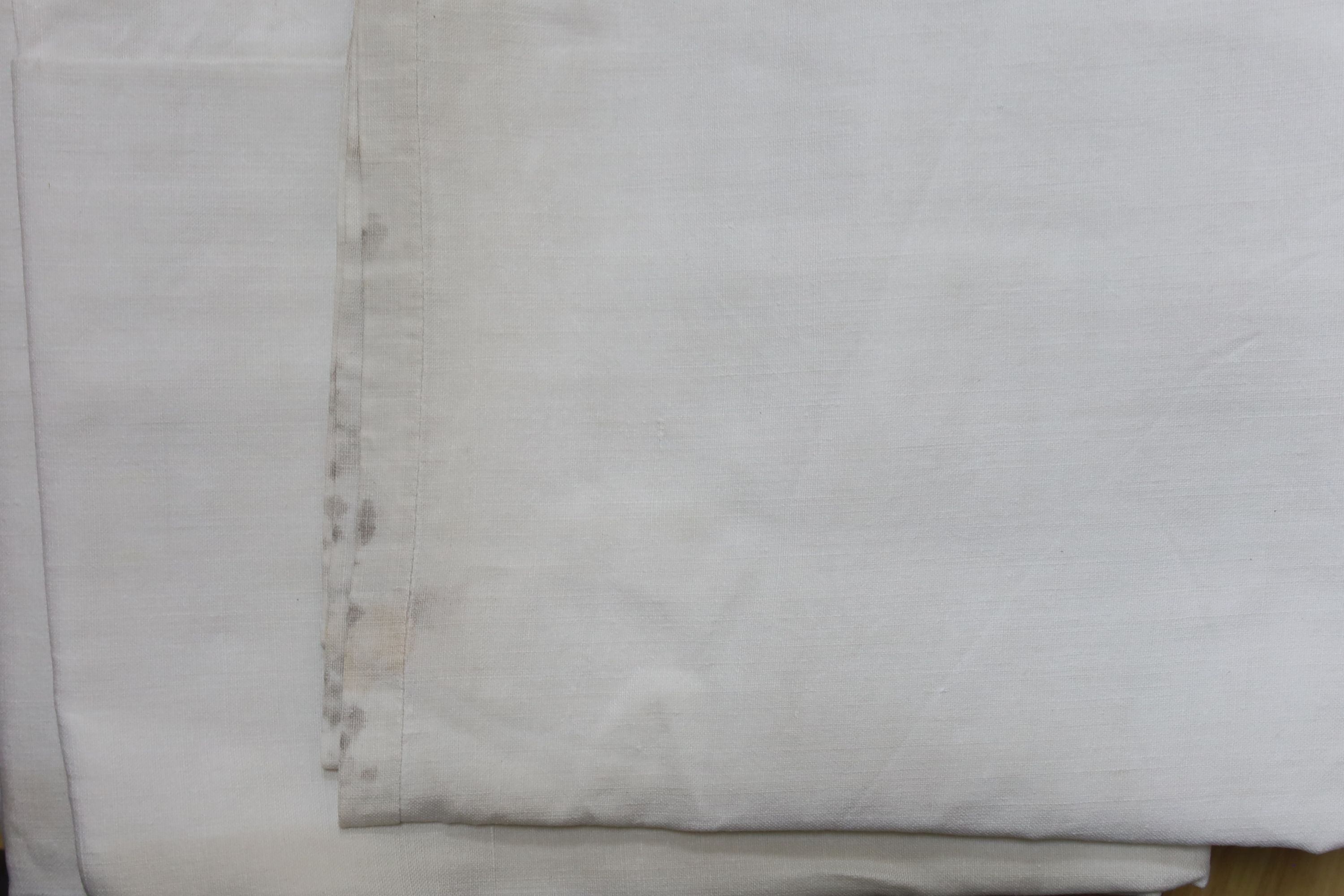 Six French provincial linen sheets